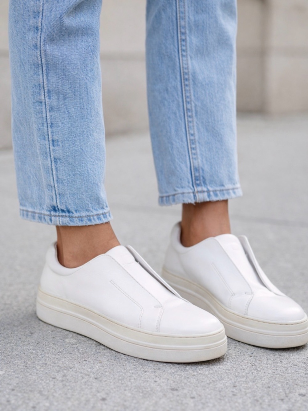 J/Slides NYC White Slip-On Sneakers Women Comfortable Minimal Casual Shoes 👟